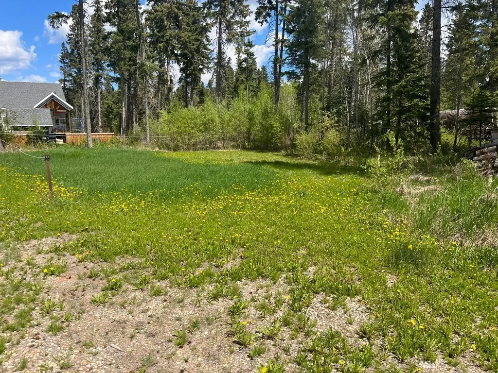 807 Brightsand Crescent Brightsand Lake SK S0M 0H0