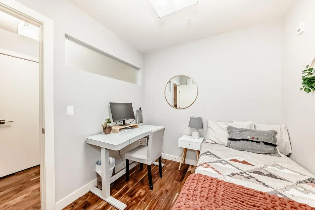 1029 15 Avenue SW Calgary AB T2R 0S5