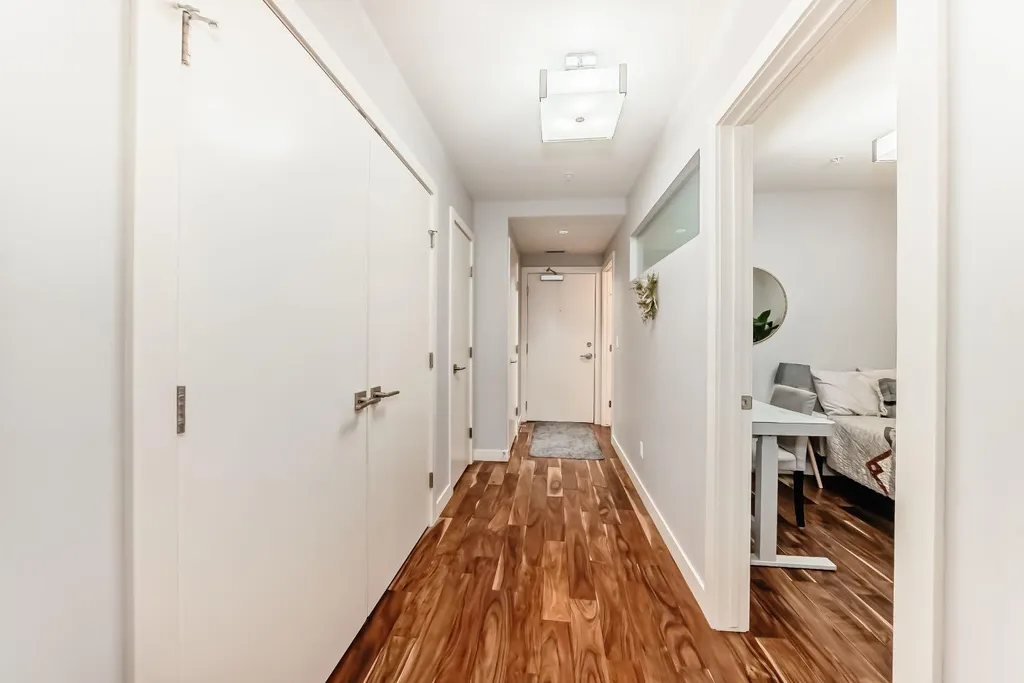 1029 15 Avenue SW Calgary AB T2R 0S5
