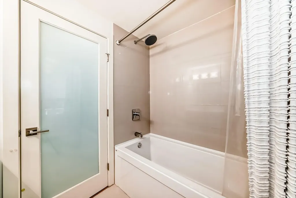 1029 15 Avenue SW Calgary AB T2R 0S5