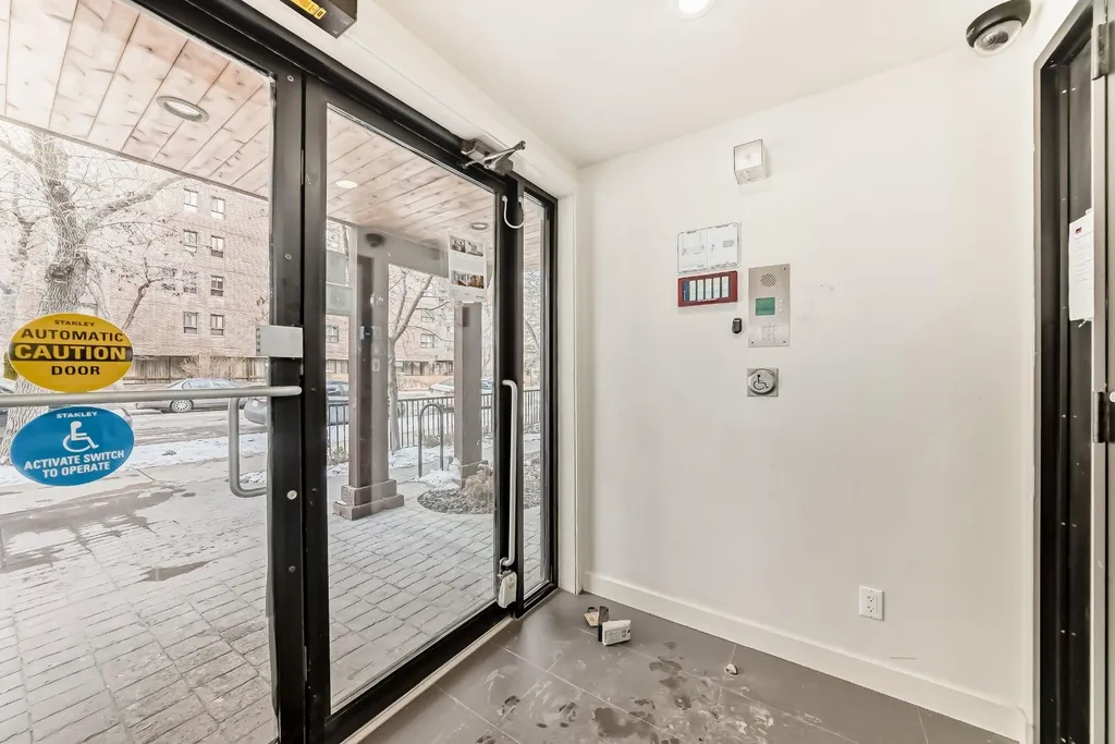 1029 15 Avenue SW Calgary AB T2R 0S5