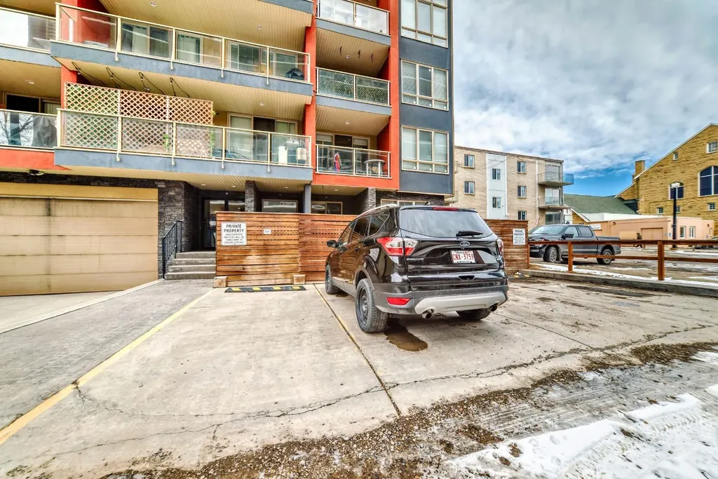 1029 15 Avenue SW Calgary AB T2R 0S5
