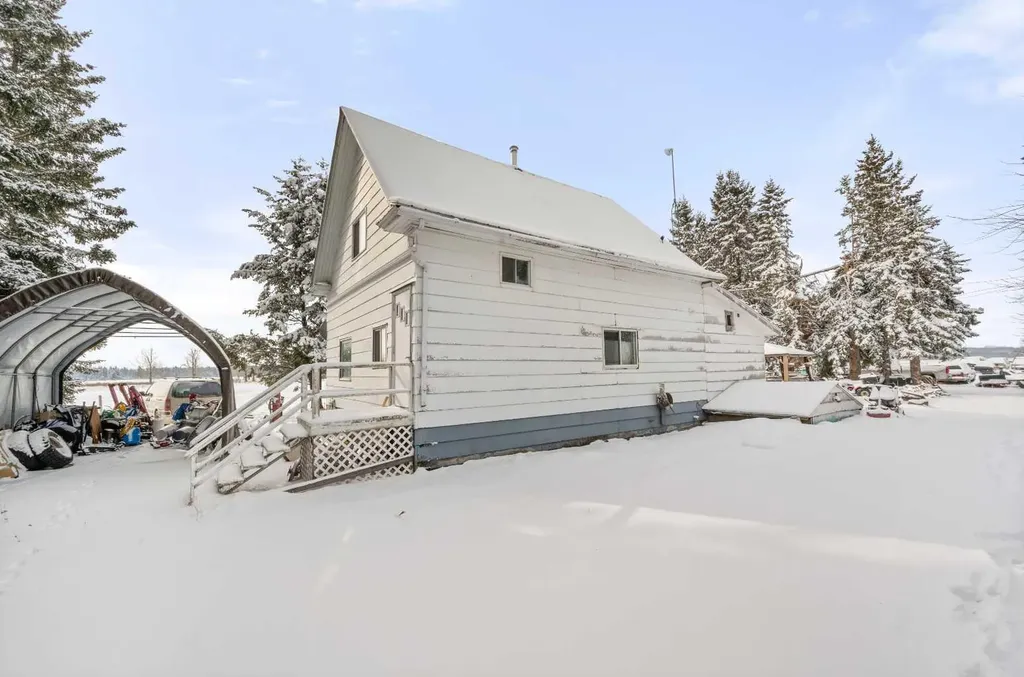 Range Road 62 Rural Mountain View County AB T0M 1X0