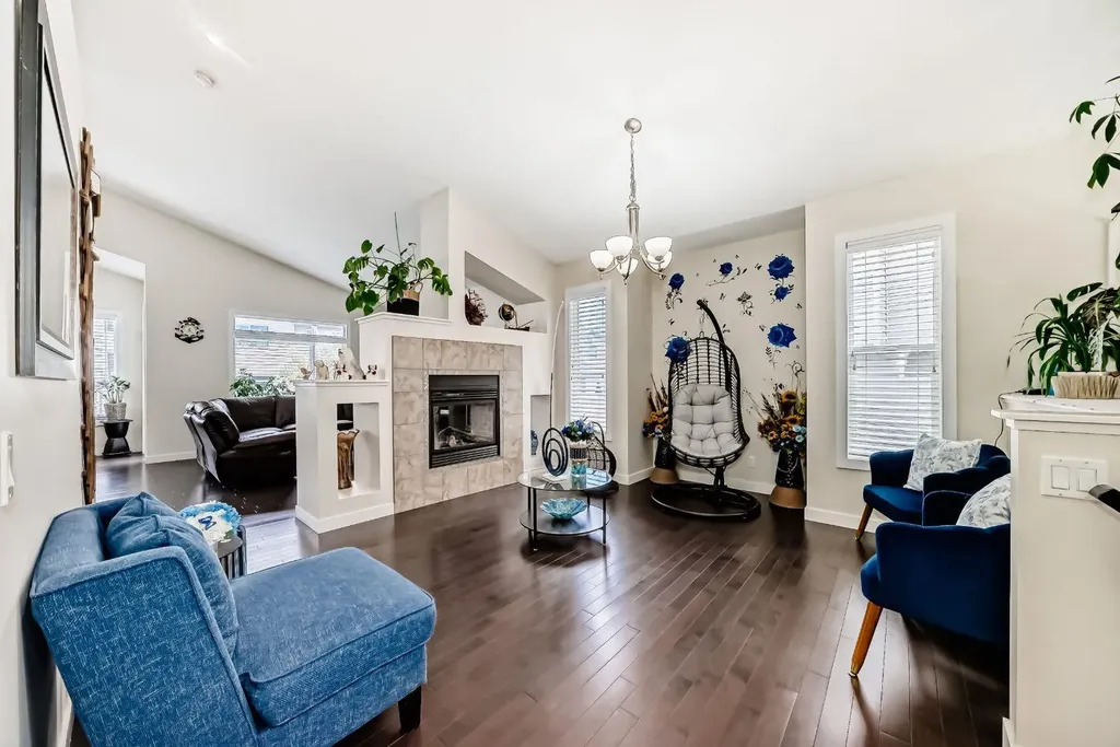 612 Montgomery Close SE High River AB T1V0B7