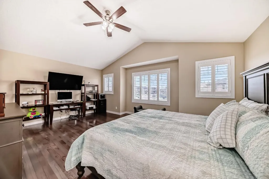 612 Montgomery Close SE High River AB T1V0B7