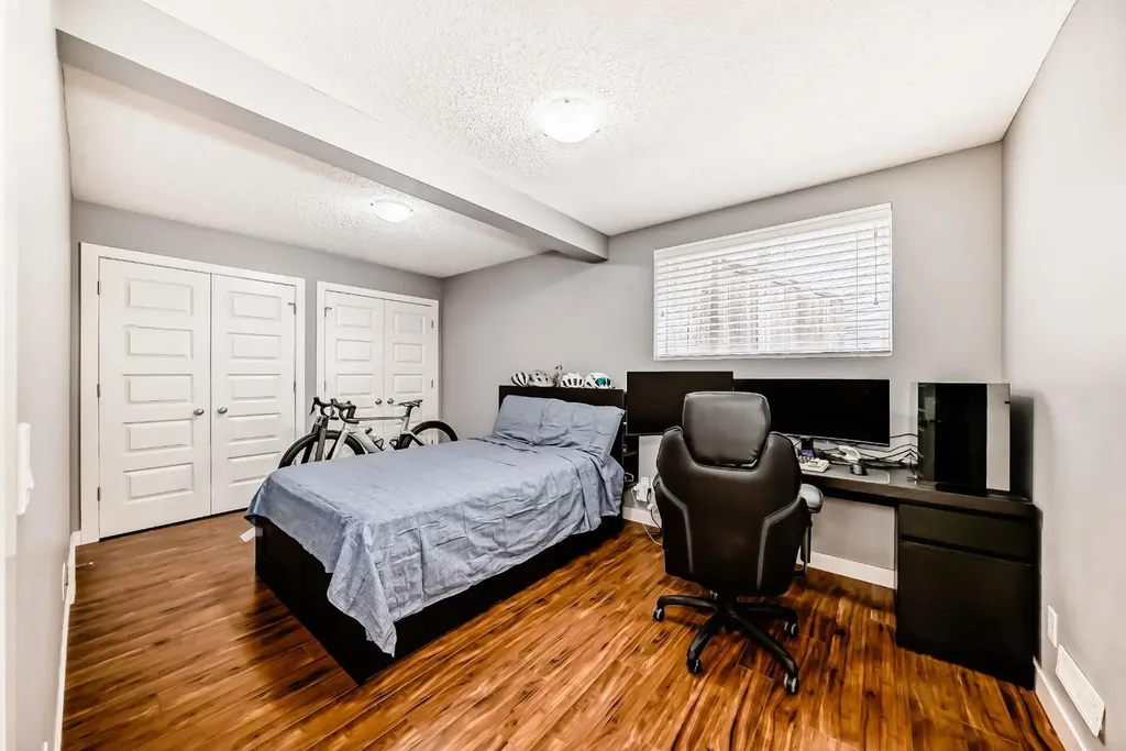 612 Montgomery Close SE High River AB T1V0B7