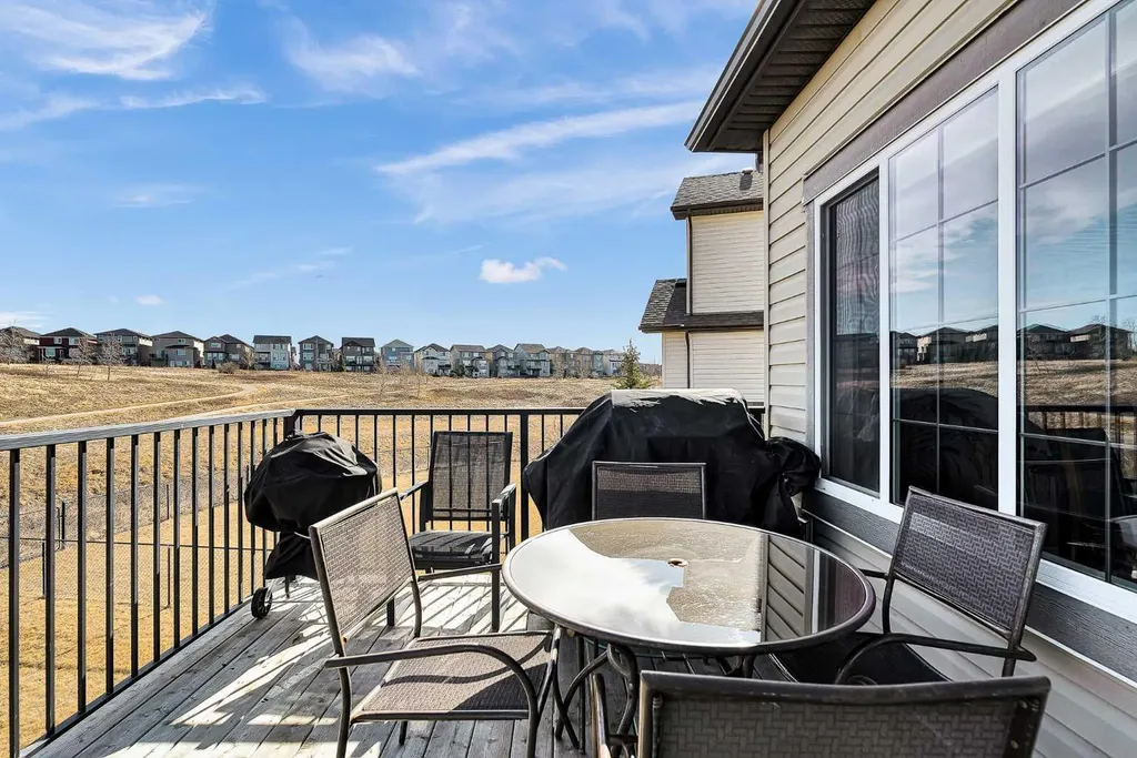 87 Panton Landing NW Calgary AB T3K 0W4