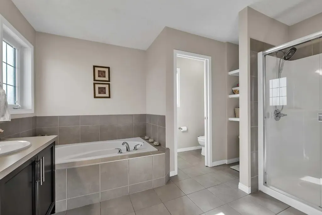 87 Panton Landing NW Calgary AB T3K 0W4