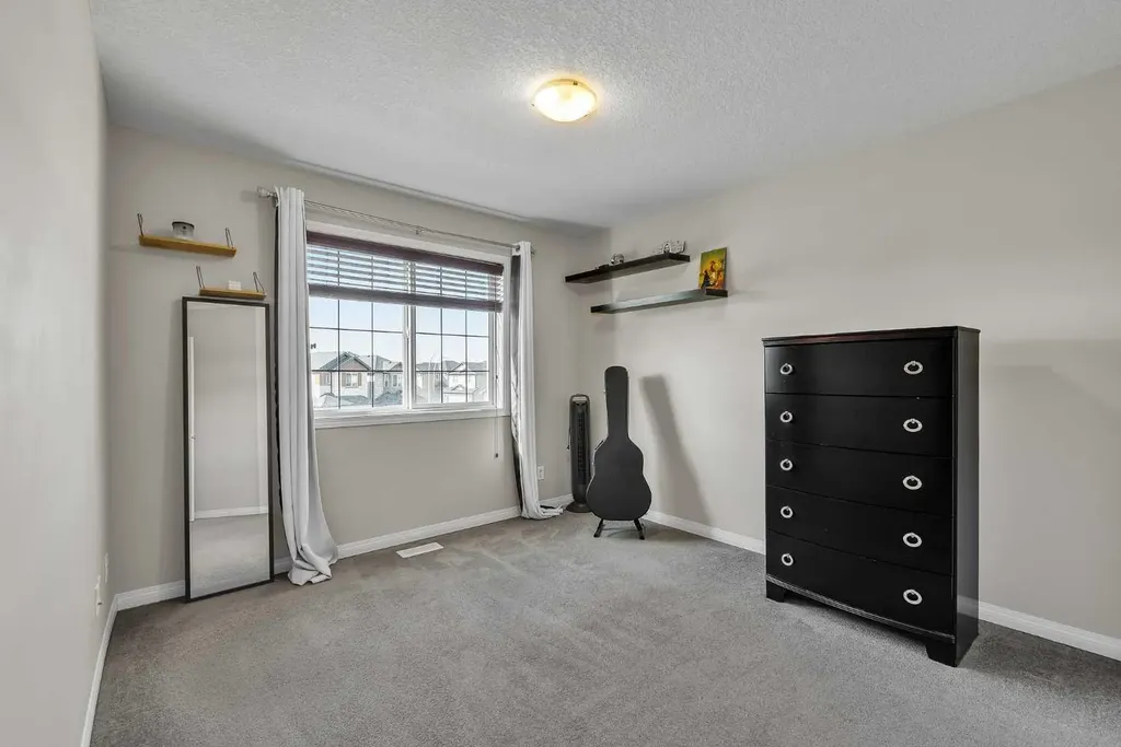 87 Panton Landing NW Calgary AB T3K 0W4