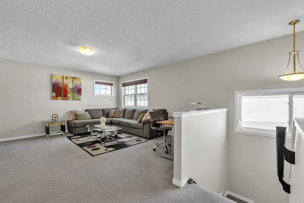 87 Panton Landing NW Calgary AB T3K 0W4