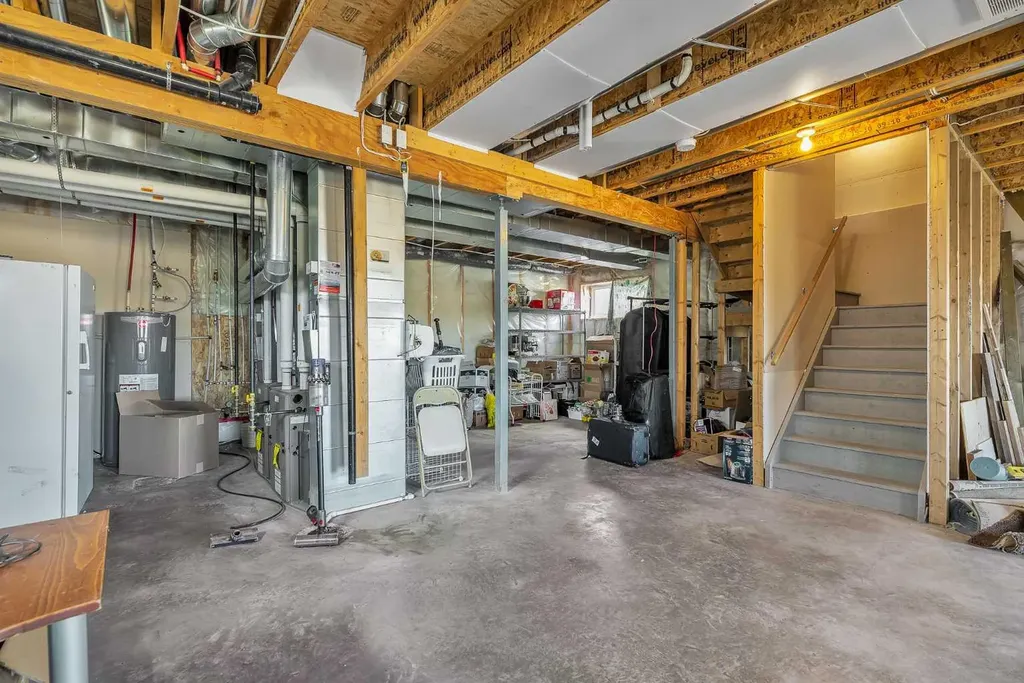 87 Panton Landing NW Calgary AB T3K 0W4