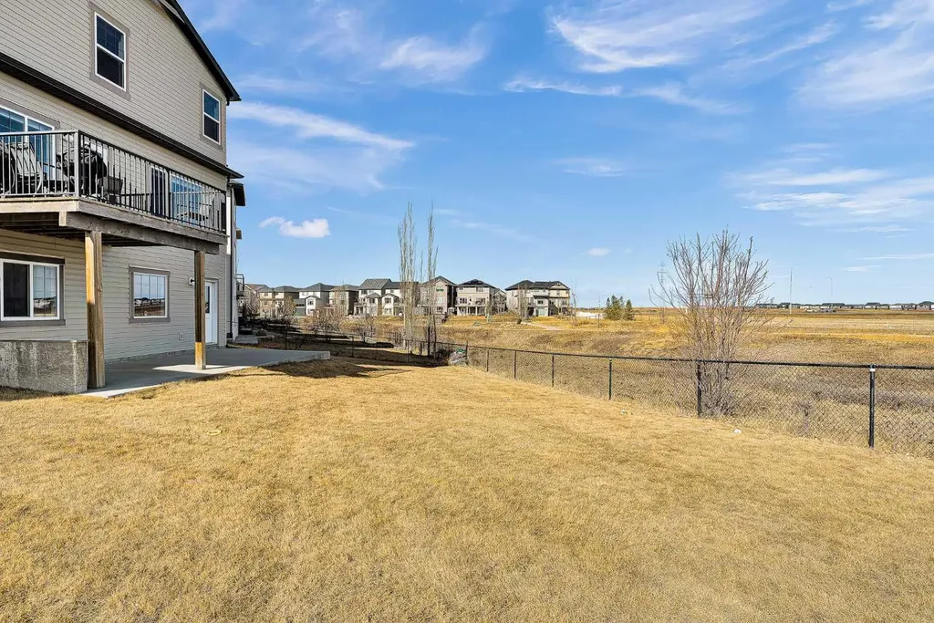 87 Panton Landing NW Calgary AB T3K 0W4