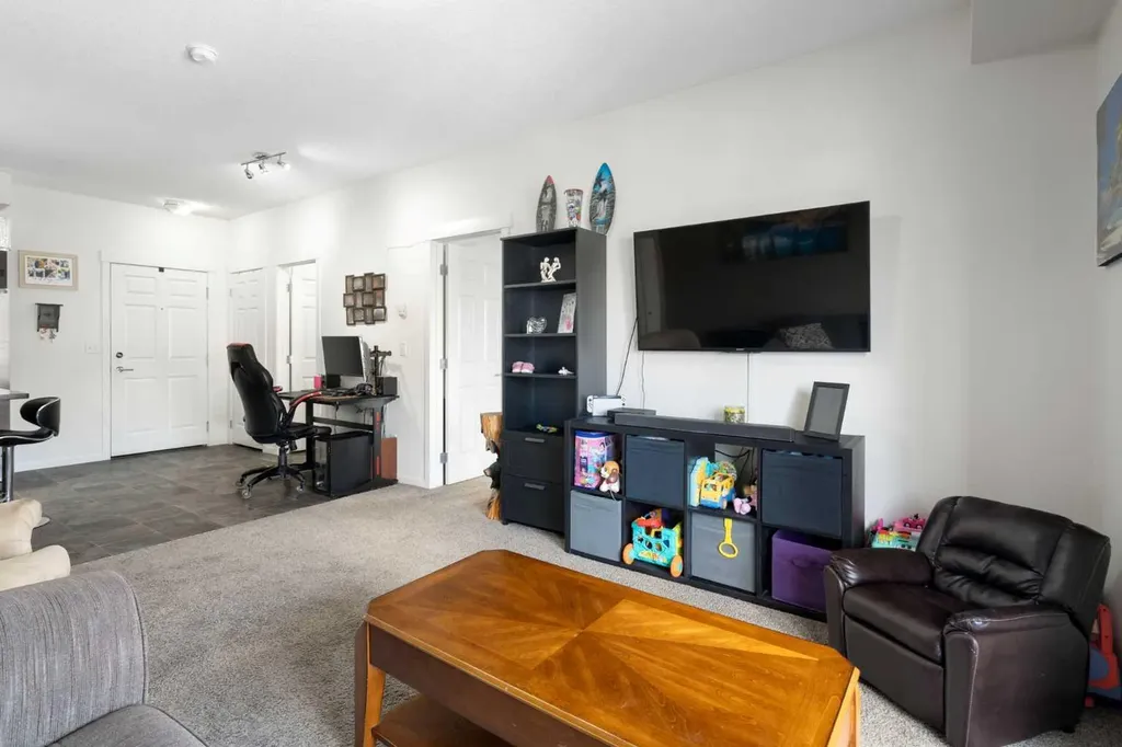99 Copperstone Park SE Calgary AB T2Z 5C9