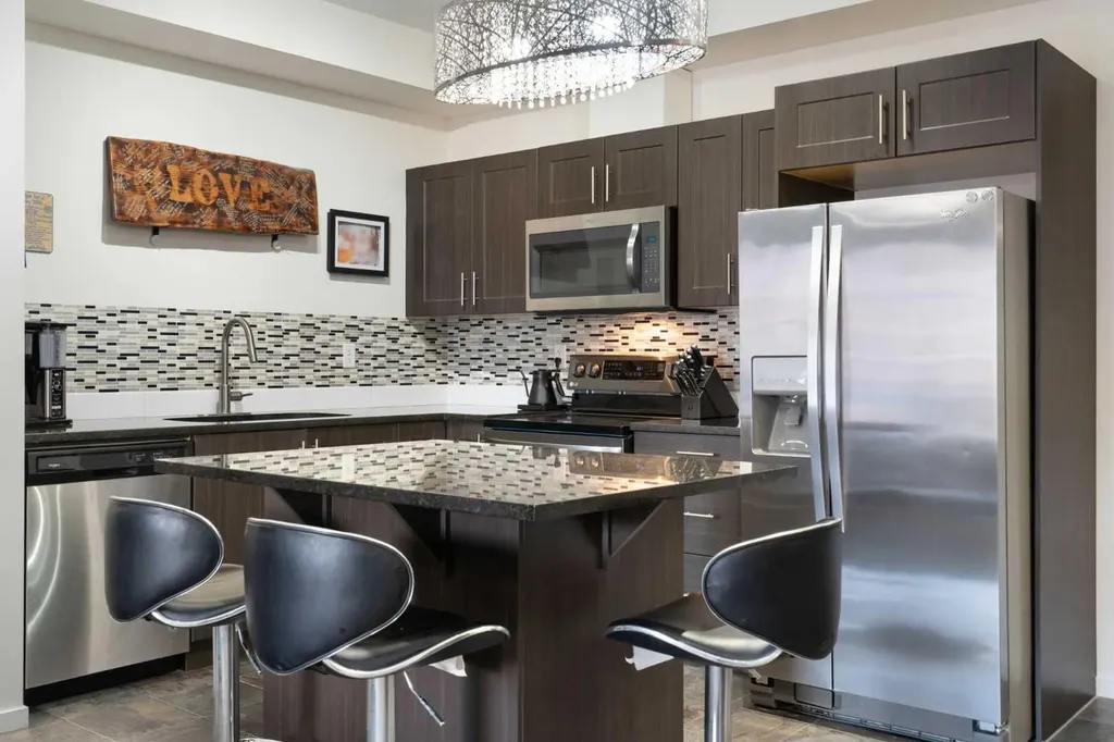 99 Copperstone Park SE Calgary AB T2Z 5C9