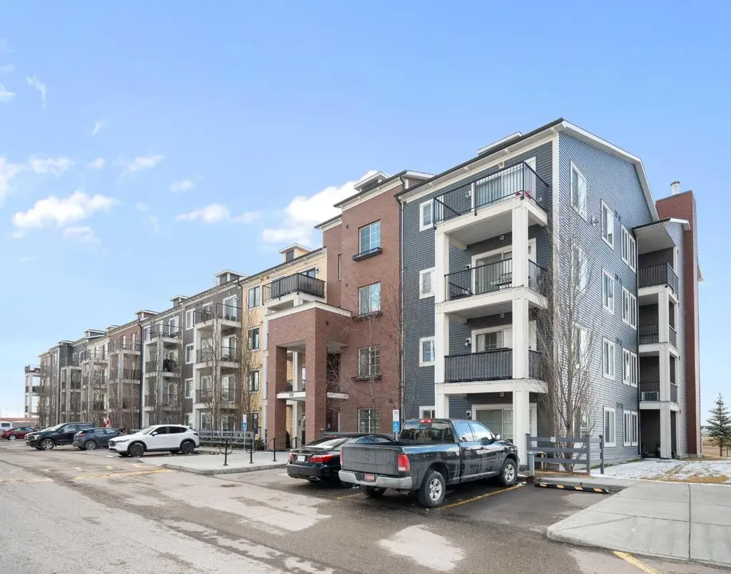99 Copperstone Park SE Calgary AB T2Z 5C9