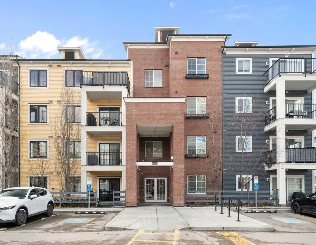 99 Copperstone Park SE Calgary AB T2Z 5C9