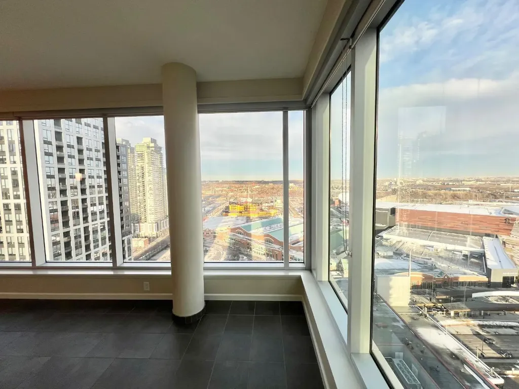 211 13 Avenue SE Calgary AB T2G 1E1