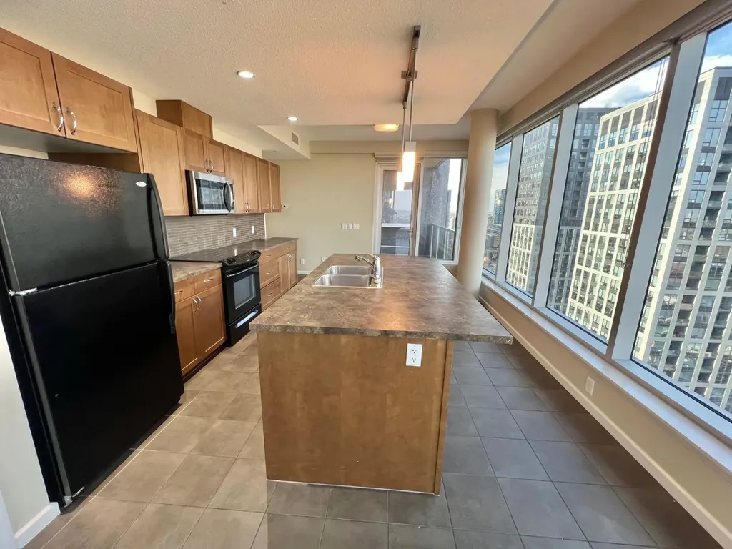 211 13 Avenue SE Calgary AB T2G 1E1
