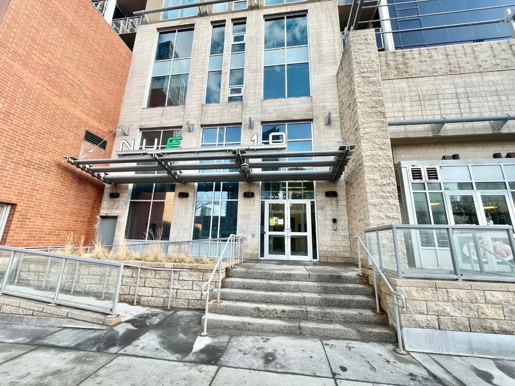 211 13 Avenue SE Calgary AB T2G 1E1