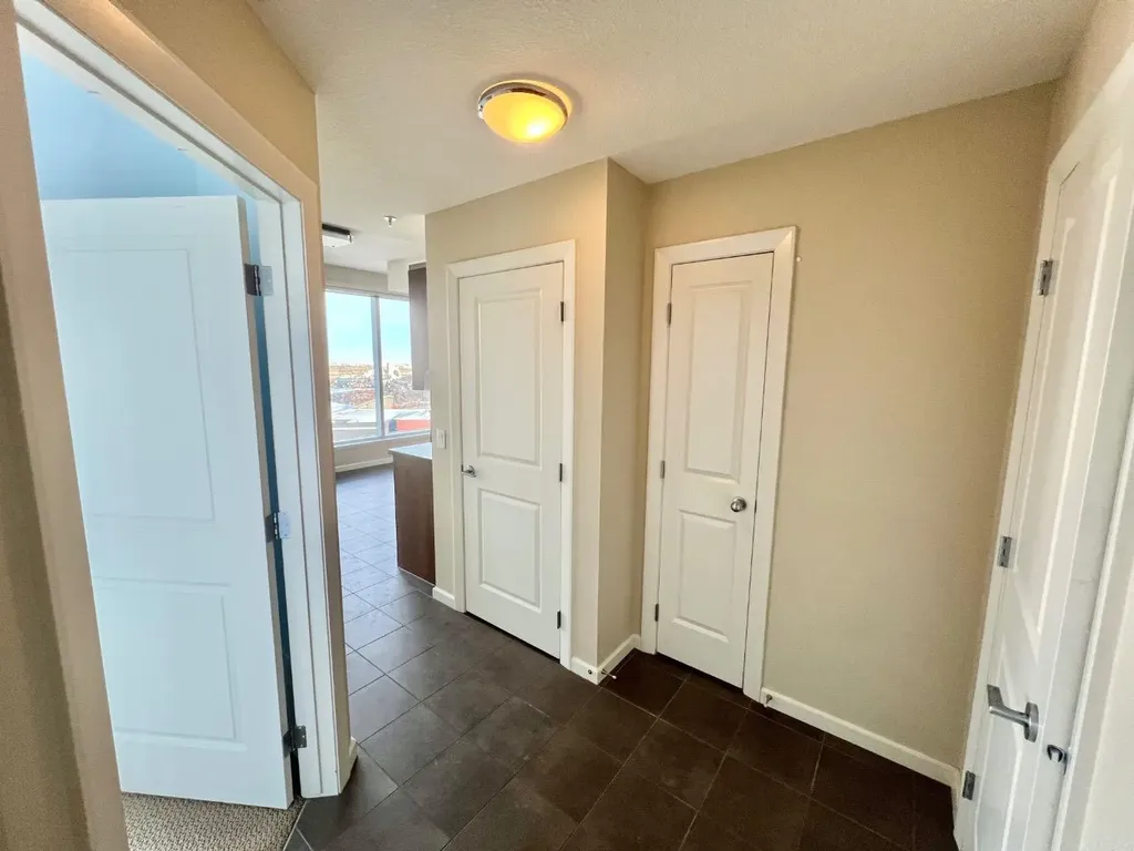 211 13 Avenue SE Calgary AB T2G 1E1