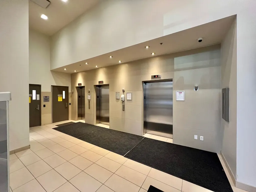 211 13 Avenue SE Calgary AB T2G 1E1