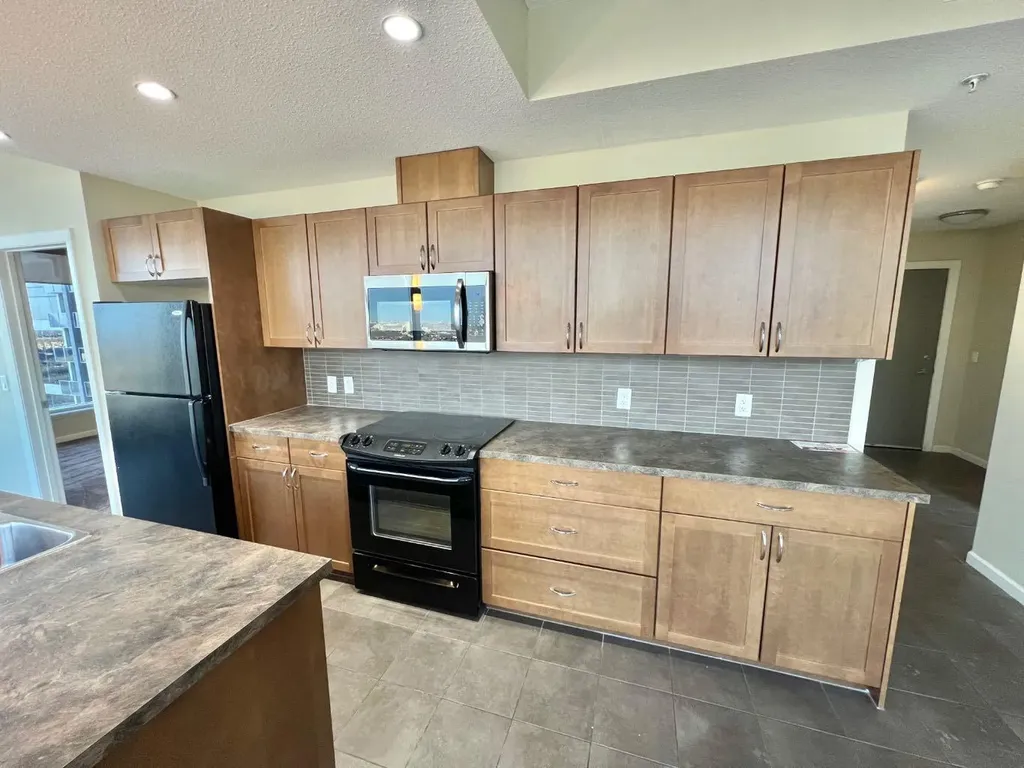 211 13 Avenue SE Calgary AB T2G 1E1