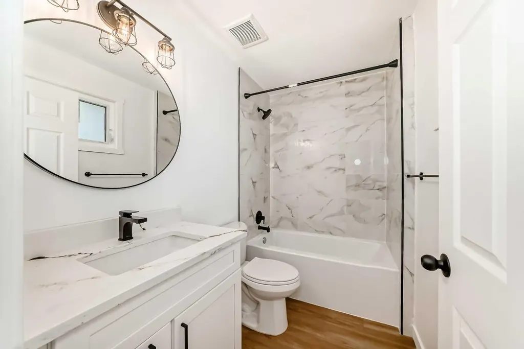 264 99 Avenue SE Calgary AB T2J0J1