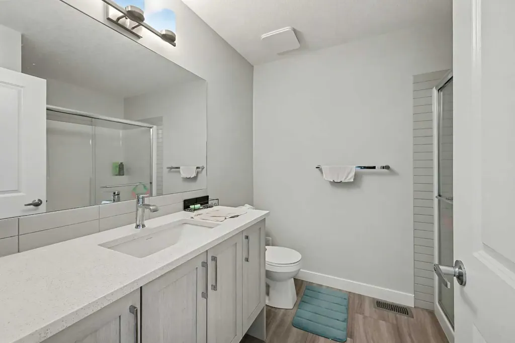 613 Sage Hill Grove NW Calgary AB T3R2A2