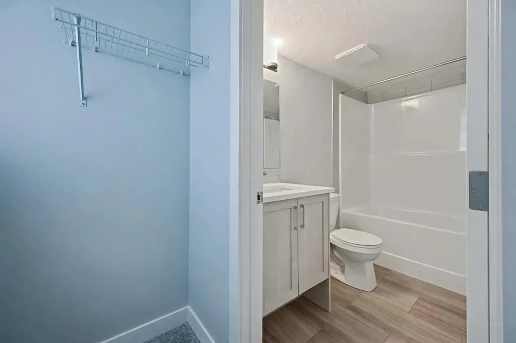 613 Sage Hill Grove NW Calgary AB T3R2A2
