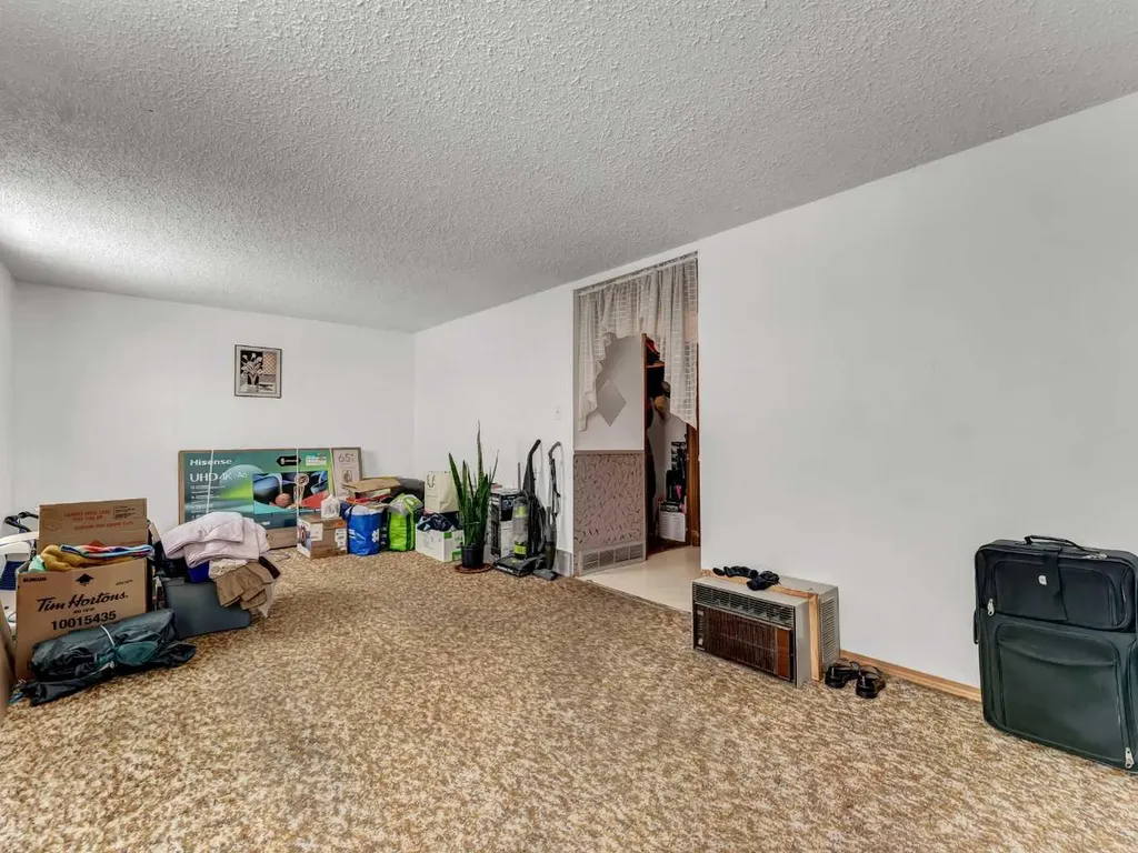 10 3 Street SE Redcliff AB T0J 2P0
