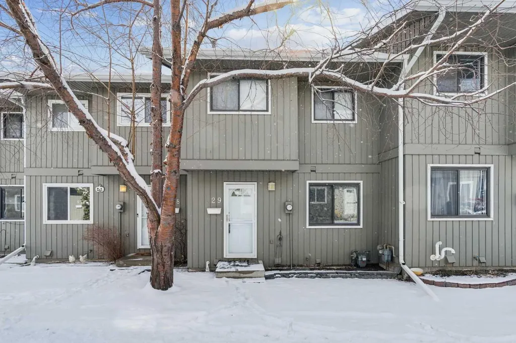 6503 Ranchview Drive NW Calgary AB T3G 1P2