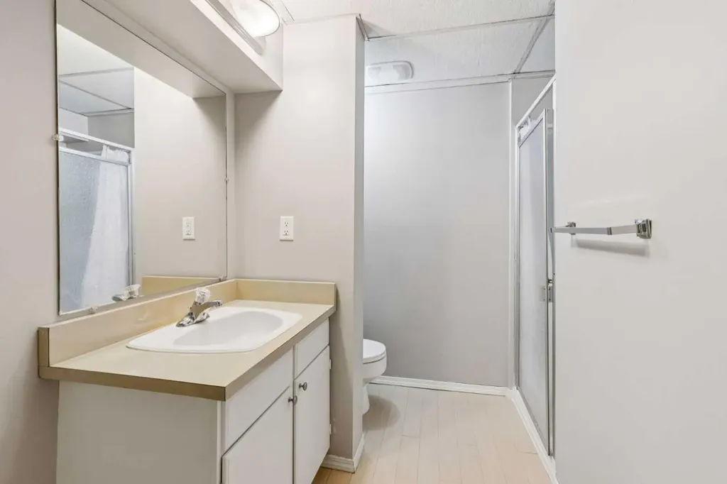 6503 Ranchview Drive NW Calgary AB T3G 1P2