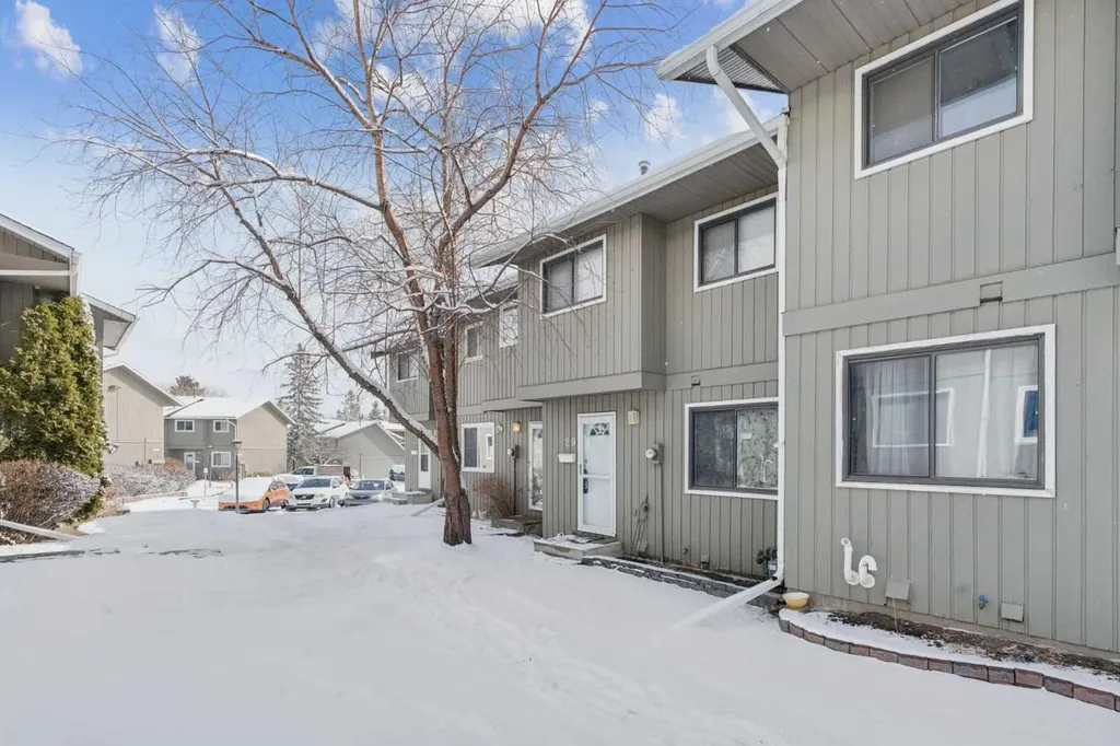 6503 Ranchview Drive NW Calgary AB T3G 1P2