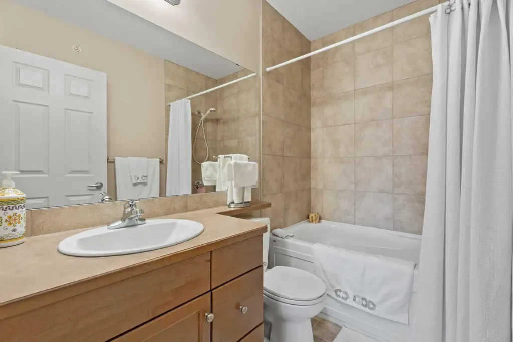 92 Crystal Shores Road Okotoks AB T1S 2N1