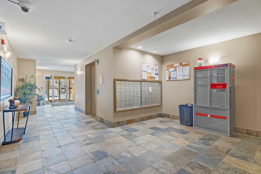 92 Crystal Shores Road Okotoks AB T1S 2N1