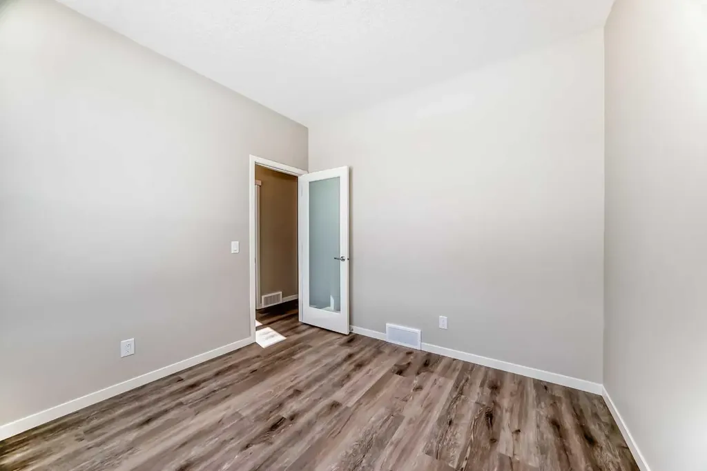 185 Mercado Landing SE Calgary AB T3M 4C6