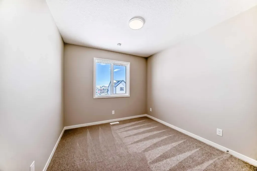 185 Mercado Landing SE Calgary AB T3M 4C6