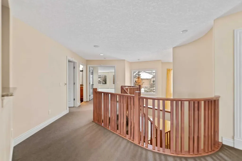 28 Panatella Manor NW Calgary AB T3K0A7