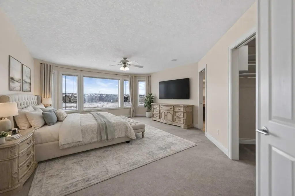 28 Panatella Manor NW Calgary AB T3K0A7