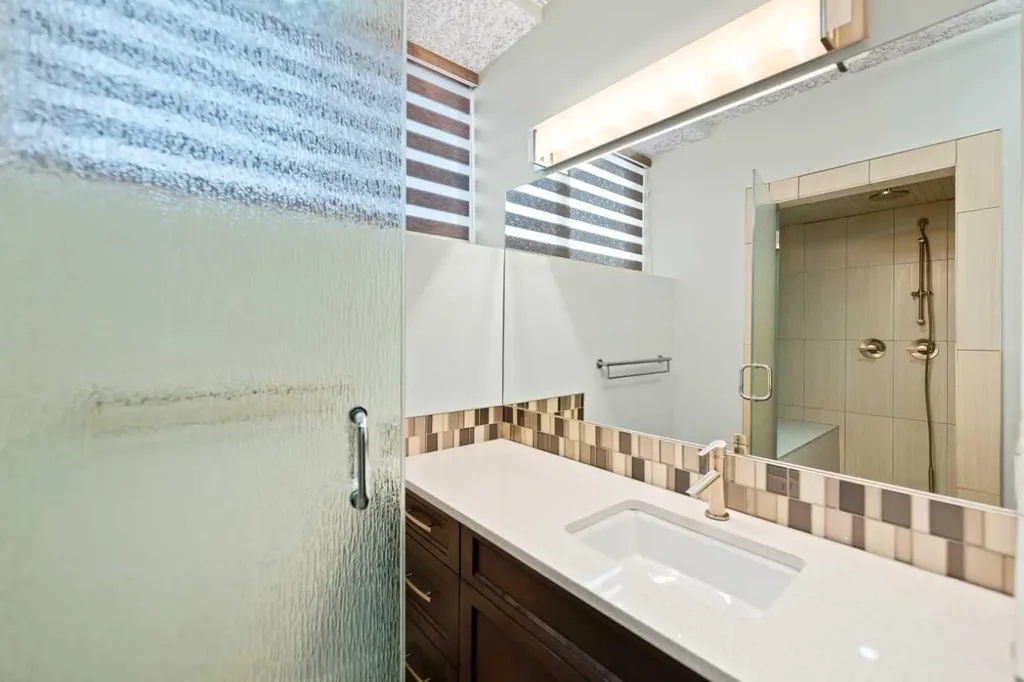 28 Panatella Manor NW Calgary AB T3K0A7