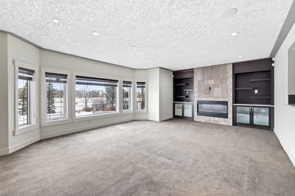 28 Panatella Manor NW Calgary AB T3K0A7