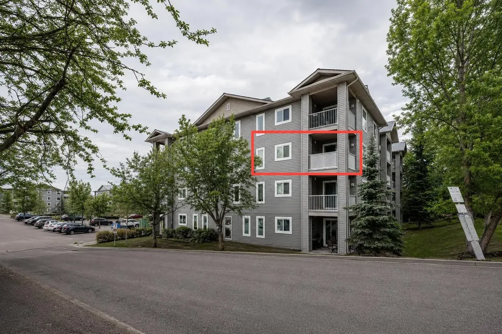 604 8 Street SW Airdrie AB T4B 2W4