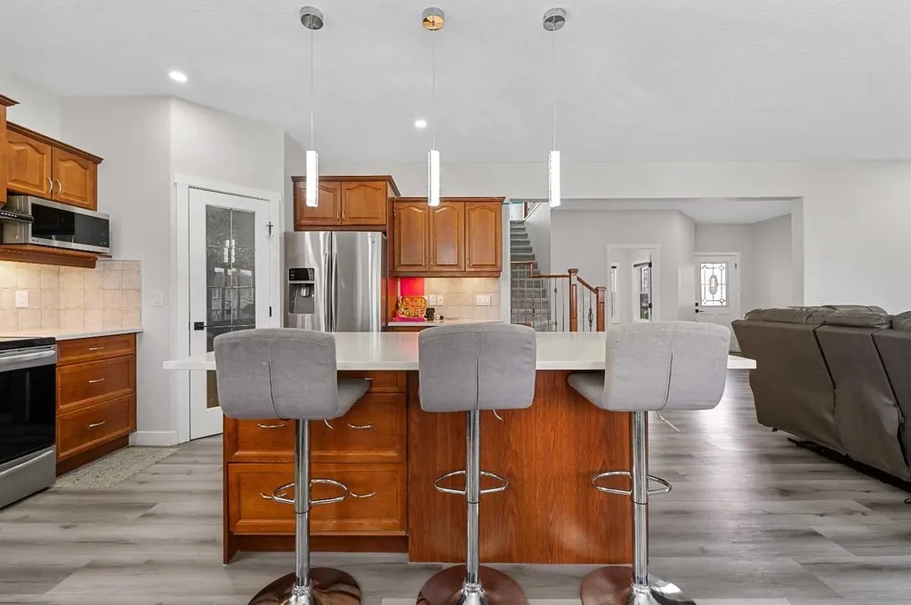 280 Windermere Drive Chestermere AB T1X 1S3
