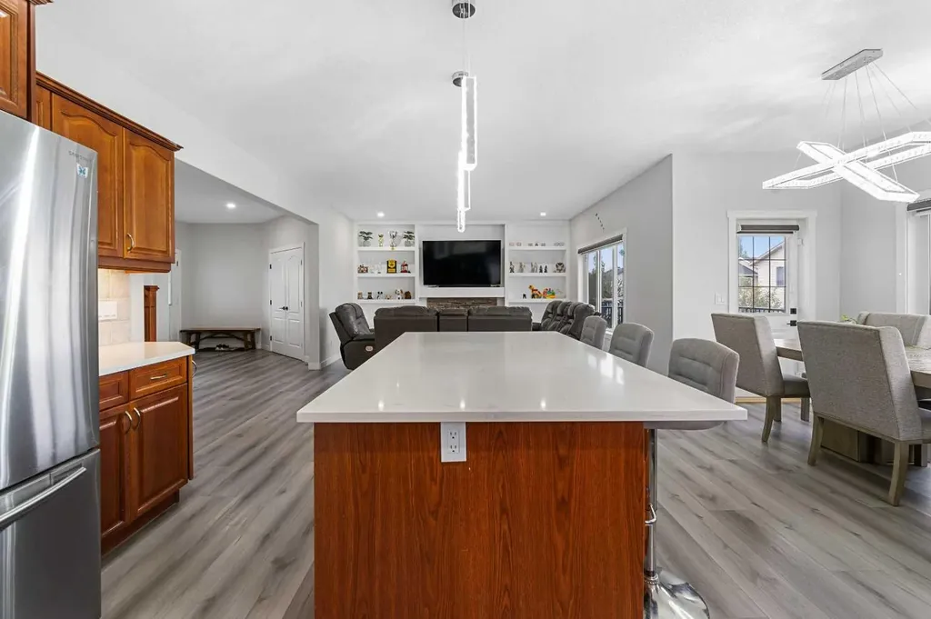 280 Windermere Drive Chestermere AB T1X 1S3