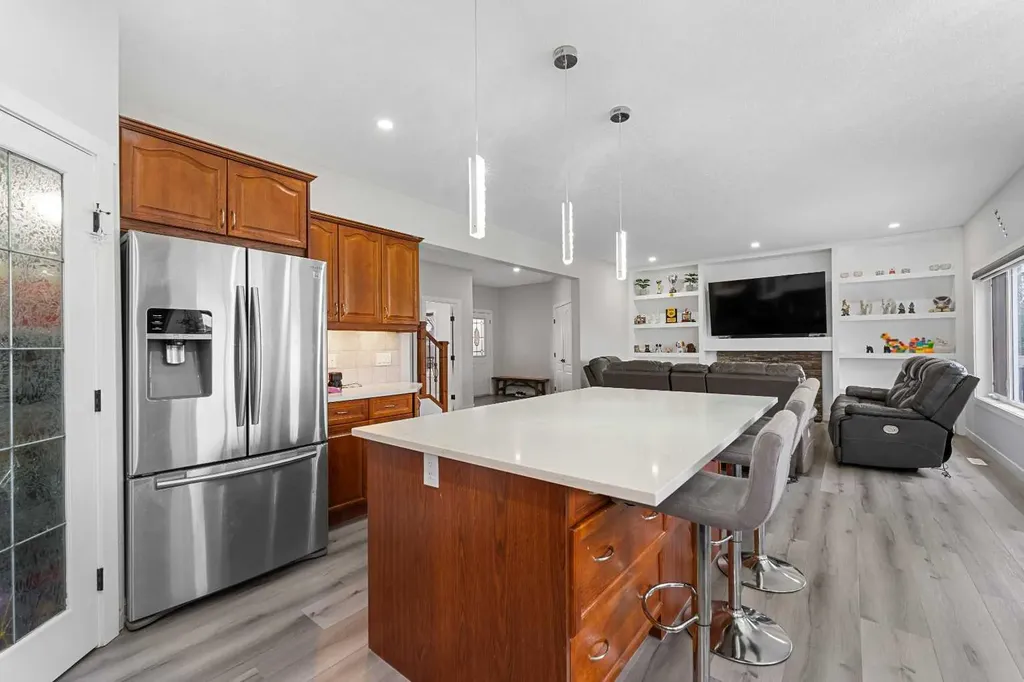 280 Windermere Drive Chestermere AB T1X 1S3