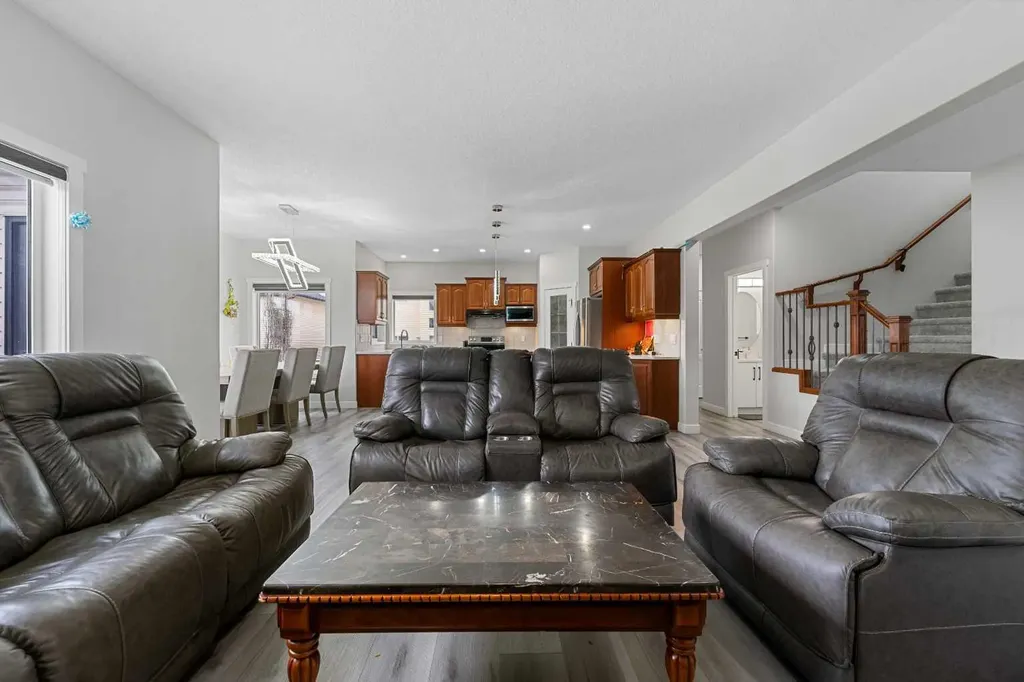 280 Windermere Drive Chestermere AB T1X 1S3