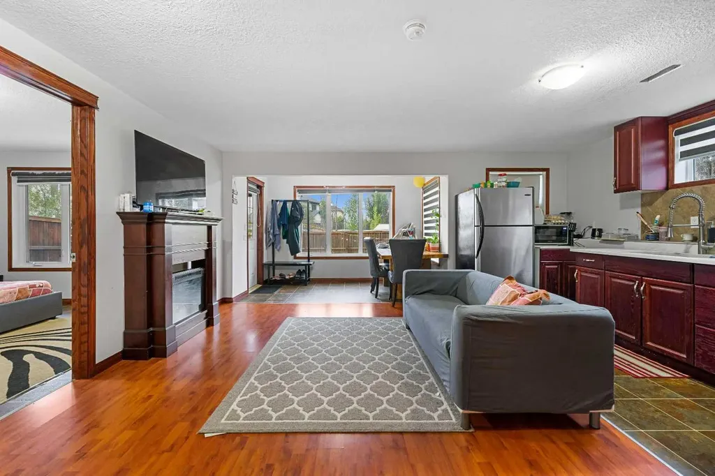 280 Windermere Drive Chestermere AB T1X 1S3