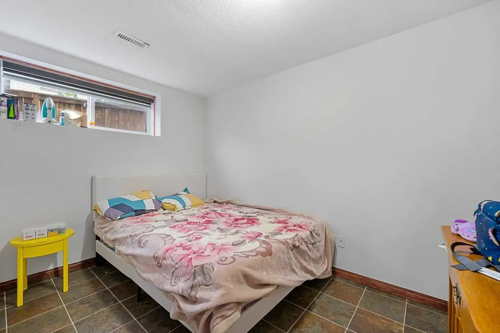 280 Windermere Drive Chestermere AB T1X 1S3
