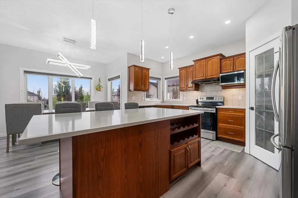280 Windermere Drive Chestermere AB T1X 1S3