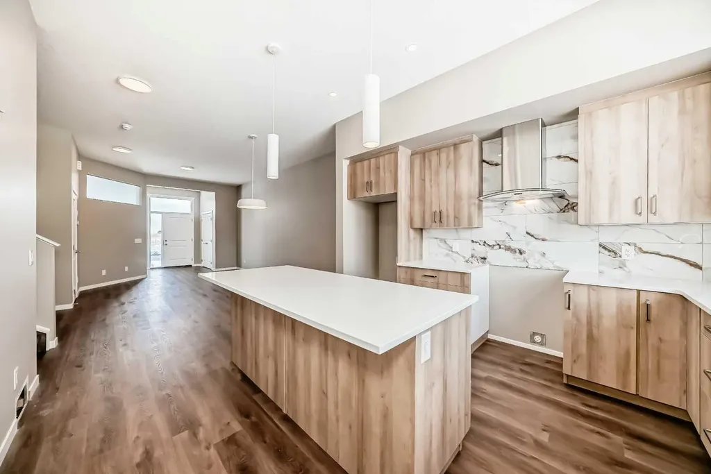 833 Marine Drive SE Calgary AB T3M 4E3